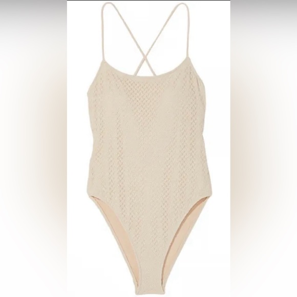 VICTORIA´S SECRET Essential Scoop One-Piece Swimsuit...